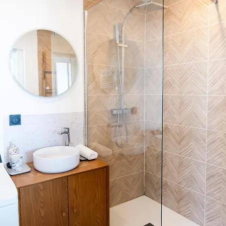 Vue Panoramique Sur Bassin,piscine Et Terrasse شقة