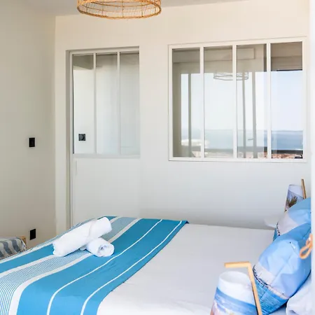 Vue Panoramique Sur Bassin,piscine Et Terrasse آركاشو