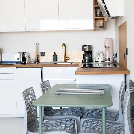 Vue Panoramique Sur Bassin,piscine Et Terrasse آركاشو